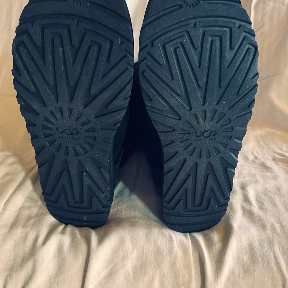 Bailey Button Suede UGG boots